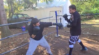 SIMO VS FIRECHICKEN (SPARRING)