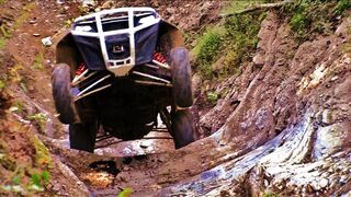 RZR CONQUERS TUB ROCK!