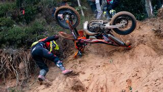 ⚔ HIXPANIA Hard Enduro 2021 ⚔ Masters of Dirt Bike Fails